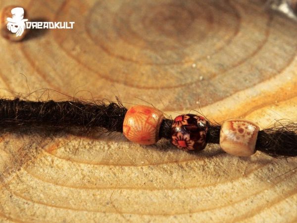 dreadlockpearls, dreadjewelry, wood dreadbeads, dreadlock jewellery, wood dreadlock accessories, dreadperle, jewellery for locs, dreads schmücken, dreadsstyle, dreadbeads from wood, wood dread jewelery,